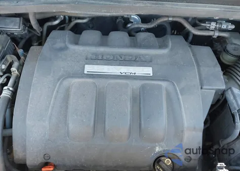 2005 Honda Odyssey Touring z USA, uszkodzony, nr VIN 5FNRL38855B075795